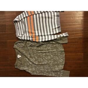 Set of 2 Women's Long Sleeve Tops - Size Large